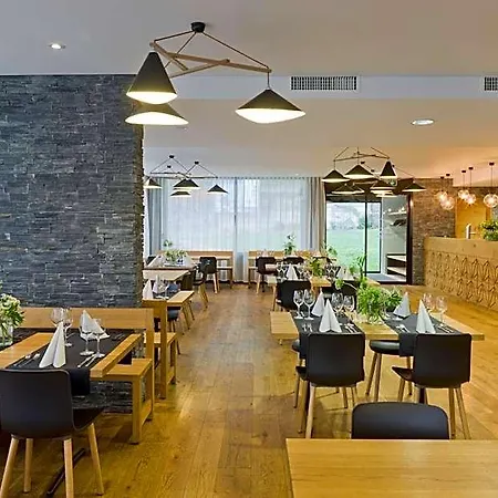 Restaurant Flaschen Locanda *